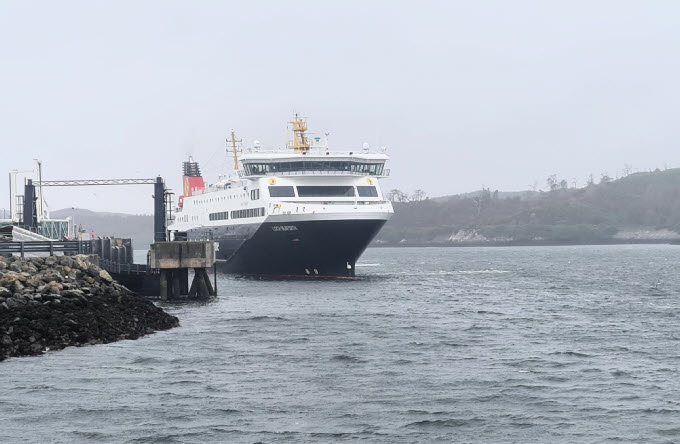 CalMac's MV Loch Seaforth approaching linkspan in Stornoway